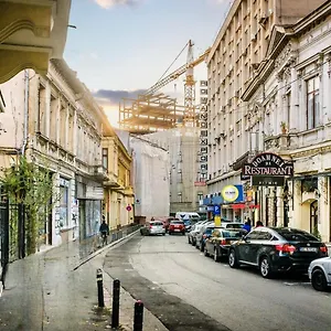 Апартаменты Historic Charm, Modern Comfort - In The Heart Of The Old Town, Бухарест
