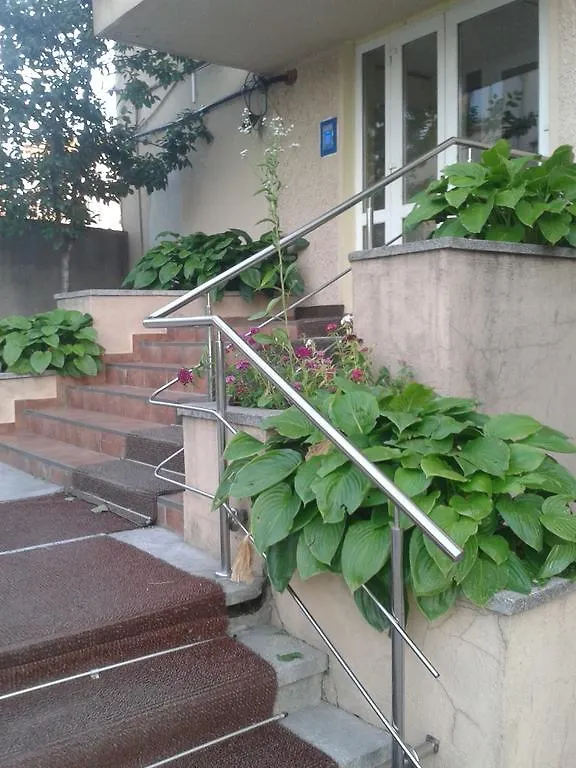 Kenzia Prive Apartman Bukarest